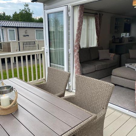 Lake District Prestige Caravan, 3 Bedrooms, Sleeps 8 On Haven Holiday Park Flookburgh Ngoại thất bức ảnh