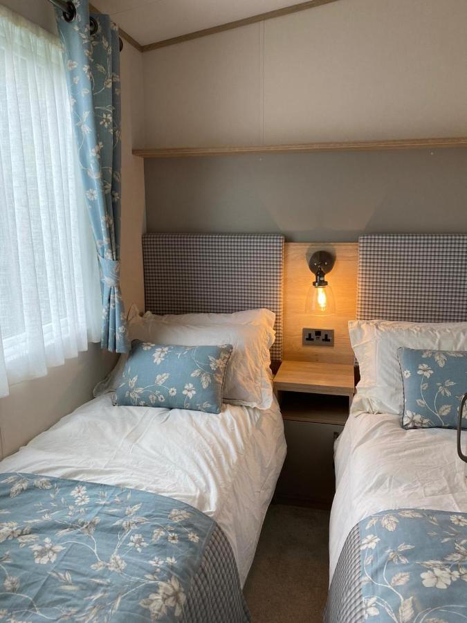 Lake District Prestige Caravan, 3 Bedrooms, Sleeps 8 On Haven Holiday Park Flookburgh Ngoại thất bức ảnh