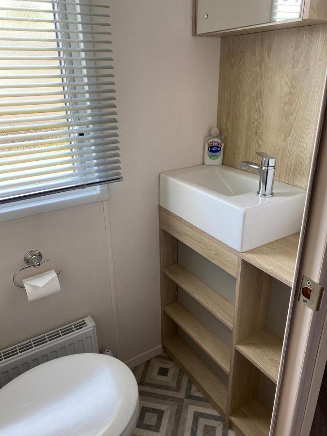 Lake District Prestige Caravan, 3 Bedrooms, Sleeps 8 On Haven Holiday Park Flookburgh Ngoại thất bức ảnh