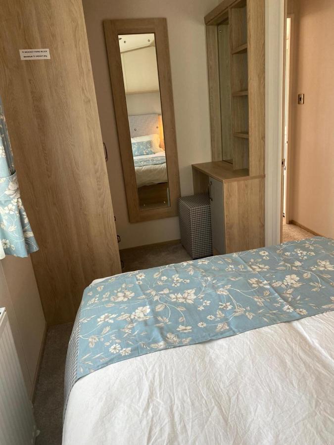 Lake District Prestige Caravan, 3 Bedrooms, Sleeps 8 On Haven Holiday Park Flookburgh Ngoại thất bức ảnh
